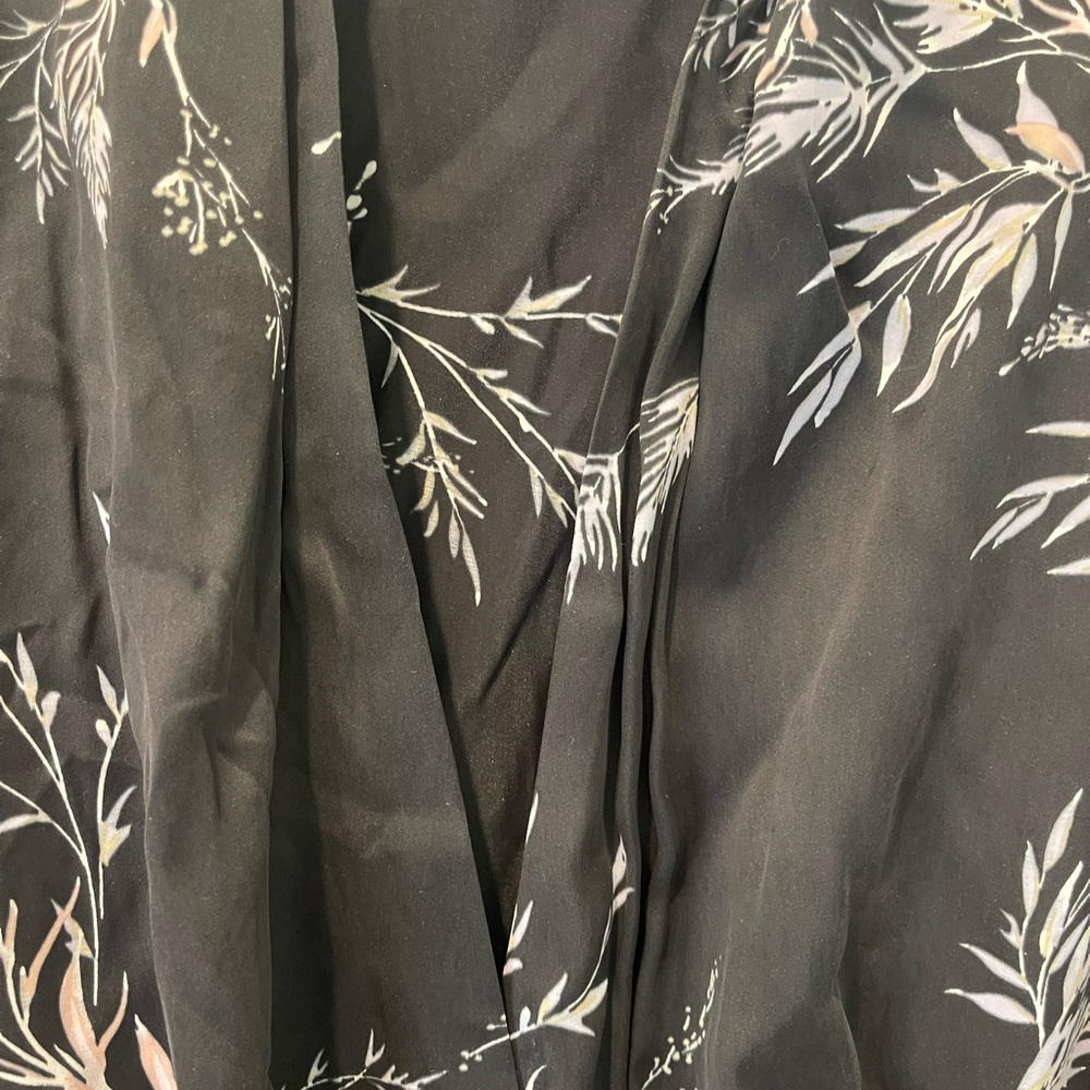 Equipment Silk Long Sleeve v neck Dress - Picture 3 of 11